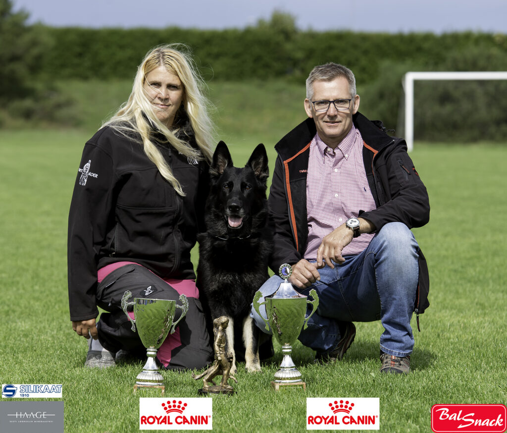 ESLÜ FCI IGP Meistrid 2021 Katrin Mänd ja Estrellest Ultimate Jäqcy